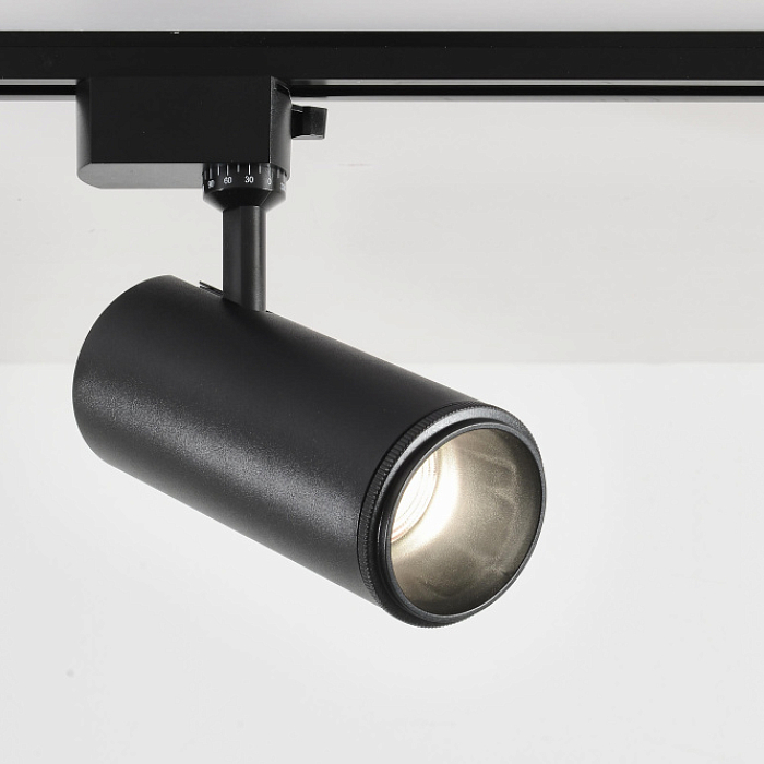 Crystal Lux CLT 0.31 021 BK 3CCT ZOOM